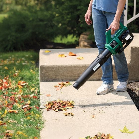 Cordless Leaf Blower - Thumbnail 4