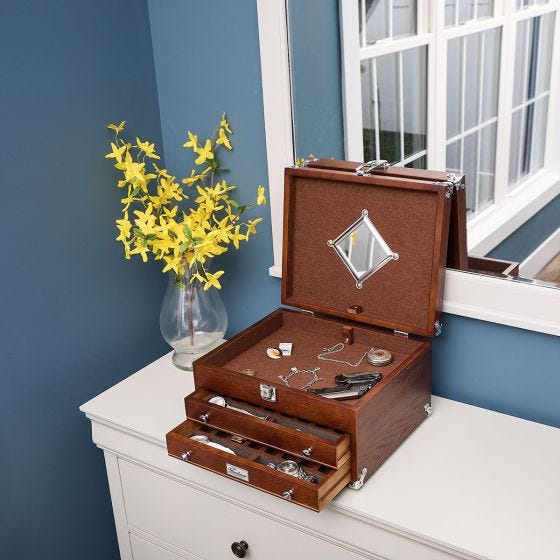 Craftsman Dresser Top Valet opened