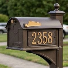 Balmoral Mailbox